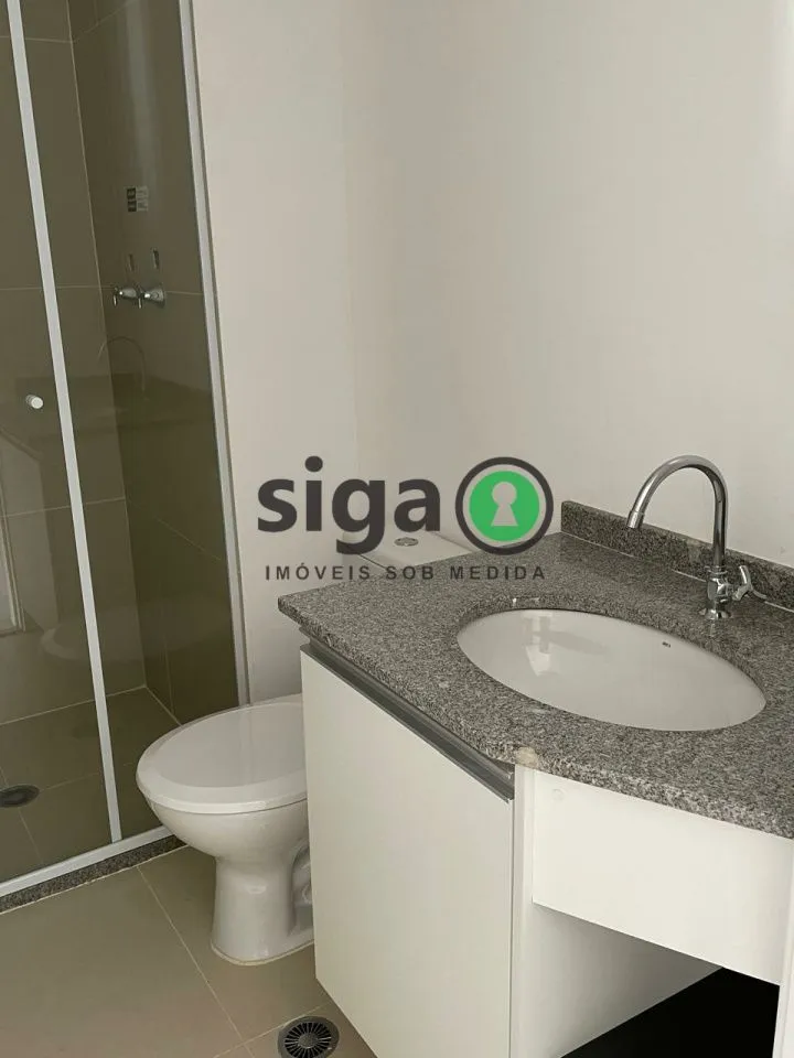 Imagem Apartamento mobiliado com uma vaga de garagem ao lado da linha lilás