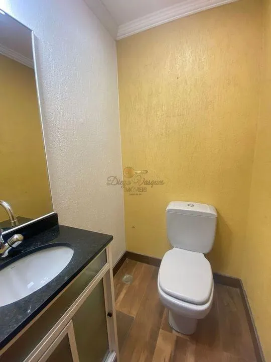 Imagem Casa em Condomínio para Venda em Teresópolis / RJ no bairro Granja Guarani
