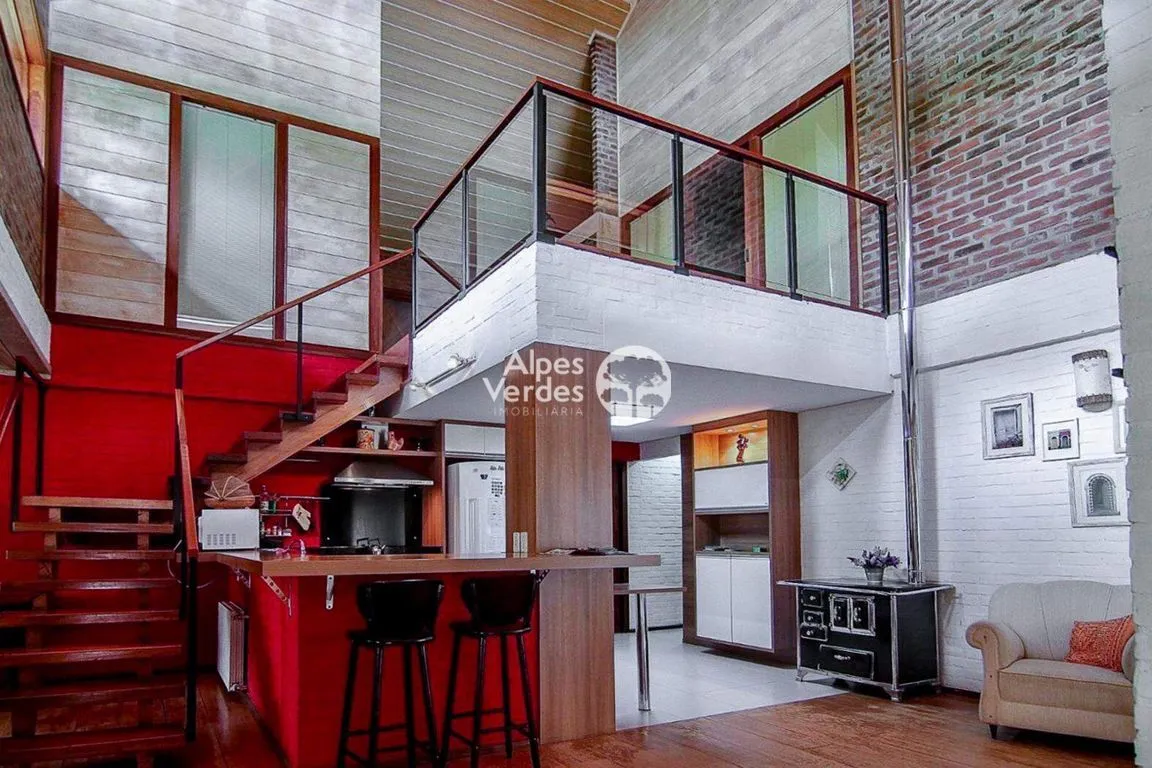 Imagem Vende-se Casa em Canela-RS, com 03 dormitórios