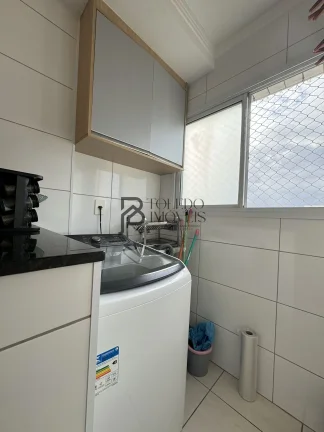 Imagem Apartamento com 2 Dormitórios com 1 Suíte no bairro Guilhermina - Praia Grande