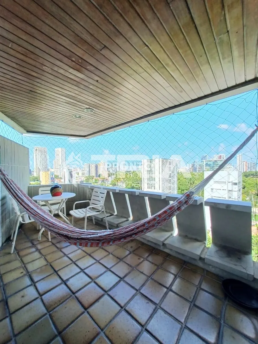 Imagem Apartamento de 4 quartos, 280m² no bairro Derby, em Recife