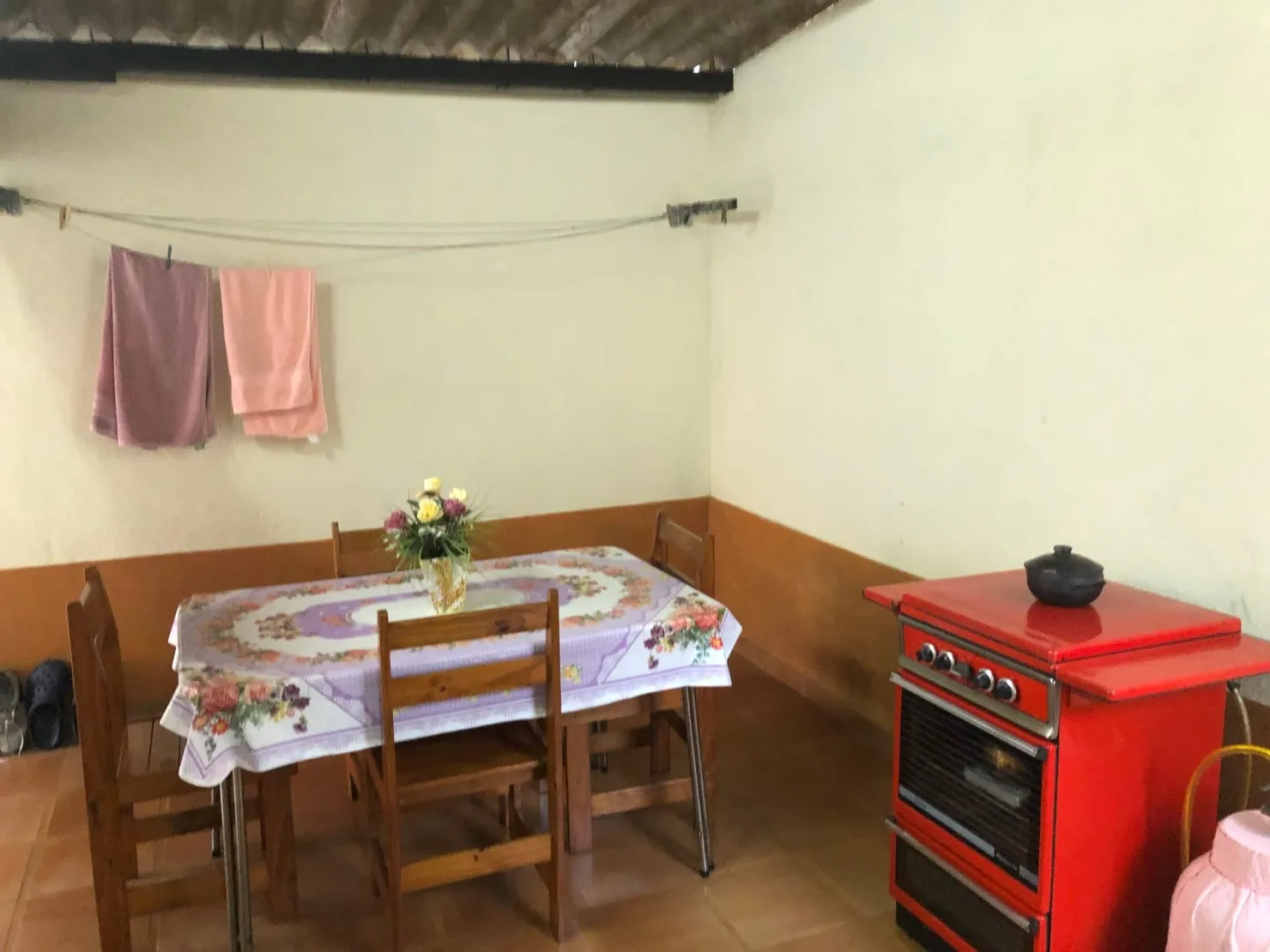 Imagem Casa à venda 3 Quartos, 1 Suite, 2 Vagas, 400M², Loteamento Eduardo da Silva Neto, Pindamonhangaba - SP