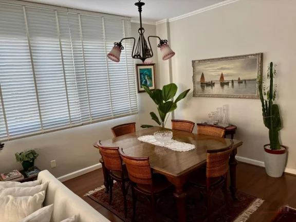 Imagem Oportunidade única na Beira-Mar Norte! Apartamento com hall e elevador privativo, vista parcial par...