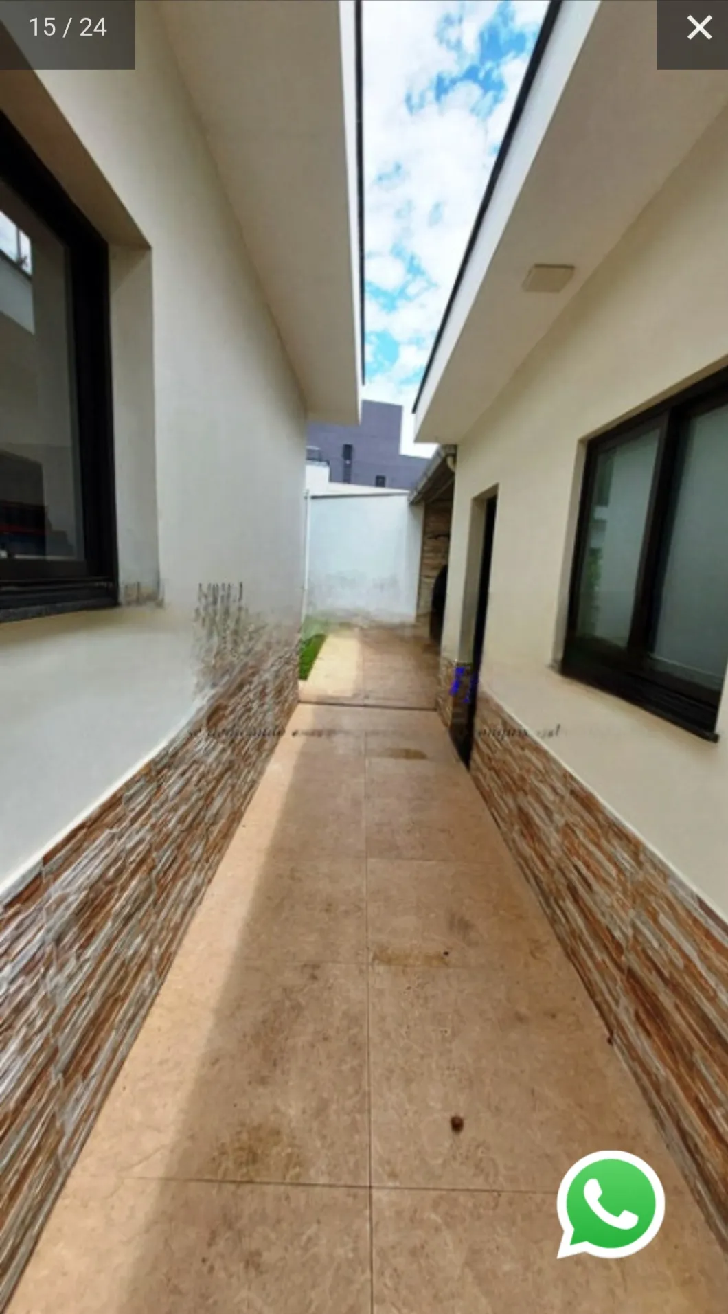 Imagem VENDO LINDA CASA NA AVENIDA CUPECÊ!