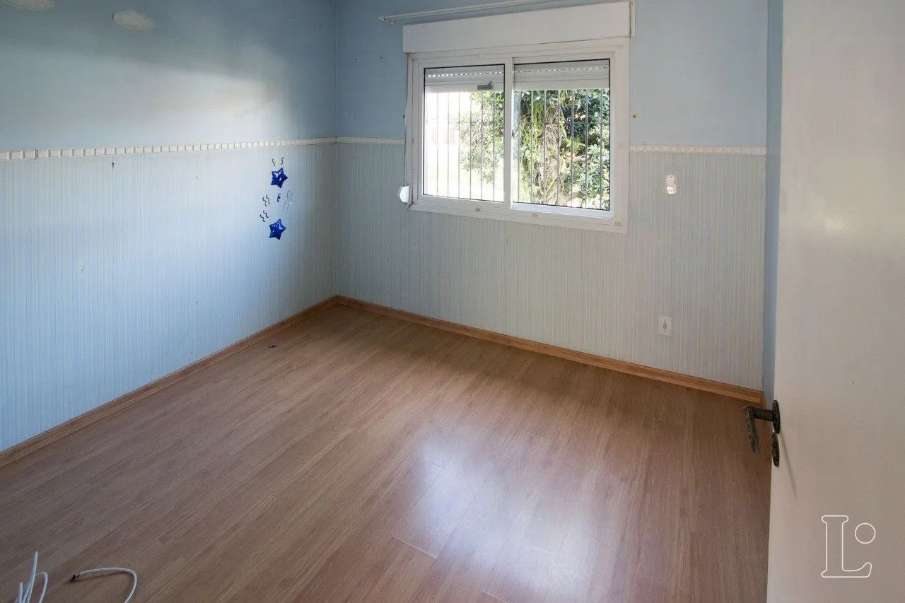 Imagem Excelente casa em condomínio fechado -Bairro Cristal