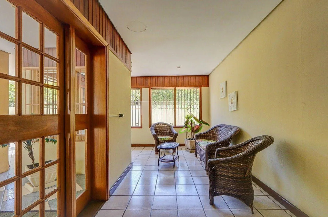 Imagem Apartamento de 3 Dormitórios com 104m² à Venda no Bairro Tristeza - Porto Alegre