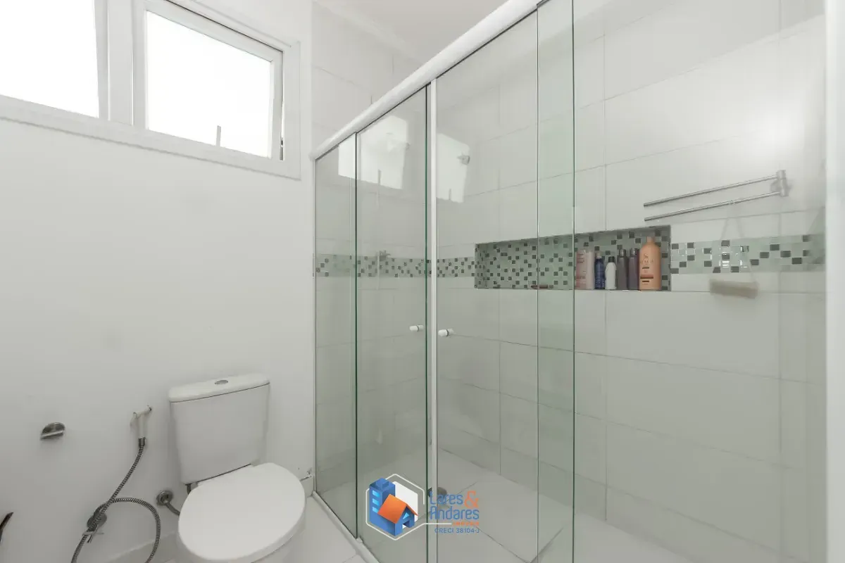 Imagem Casa de vila para venda em Aclimação com 4 quartos, sendo 1 suíte, 247m²