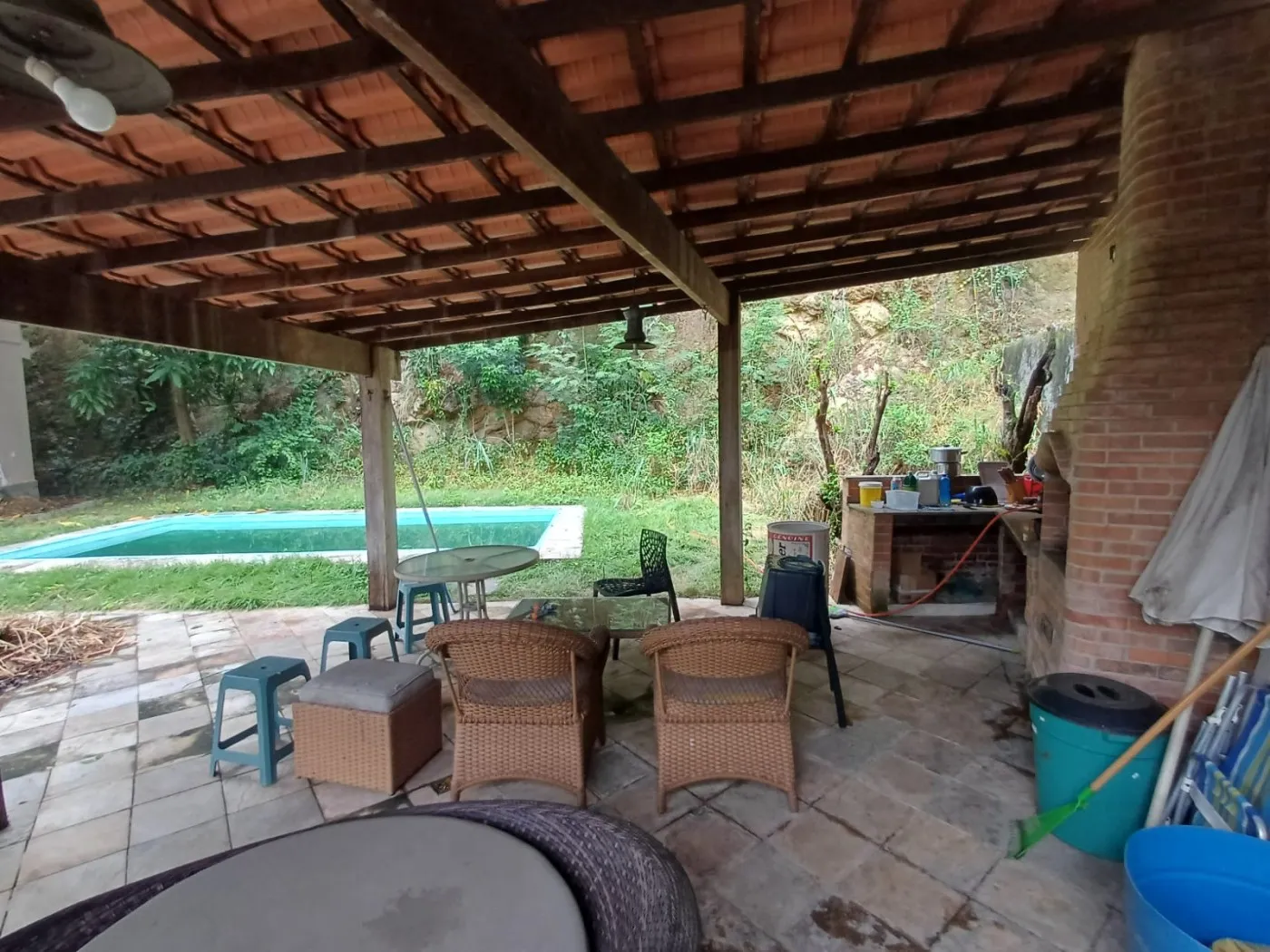 Imagem Ótima casa duplex espaçosa com 5 quartos e área de lazer!