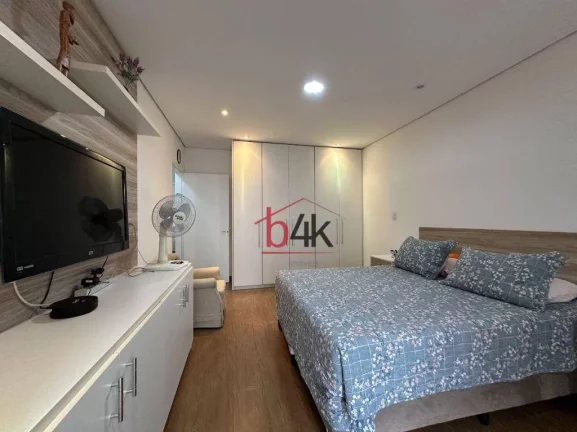 Imagem Casa à venda com 3 suites na Vila Sonia - Jardim Jussara.