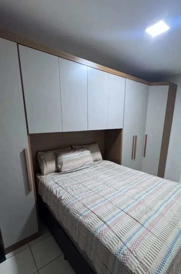 Imagem Apartamento em Condomínio 2 Quartos com Suíte no 1º Andar - 50m²