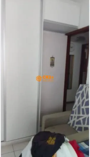Imagem VENDO APARTAMENTO NA MADALENA 3 QTOS REFORMADOS.