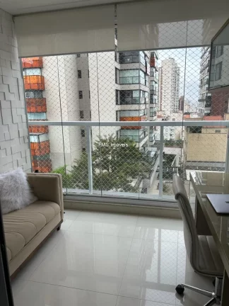 Imagem Imperdível! Apartamento de luxo com 3 suítes e 4 vagas na Vila Mariana, SP - 236m² de pura elegância. Agende sua visita agora!