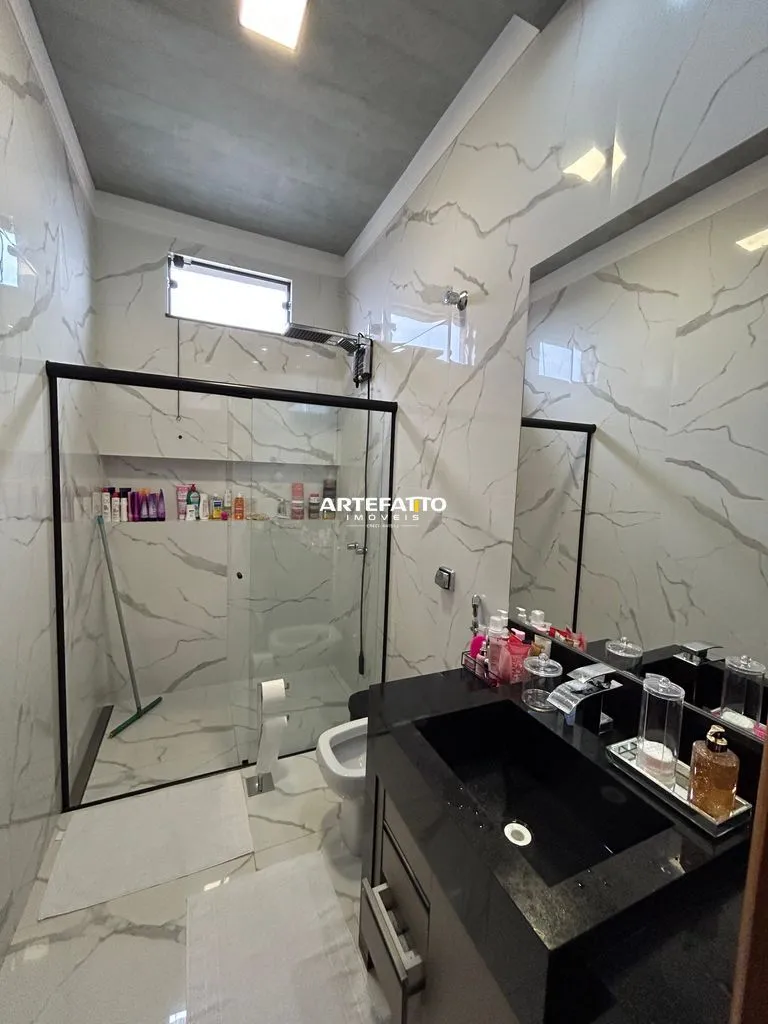 Imagem Sobrado à venda em Franca, Residencial Zanetti, com 3 quartos, 292m2