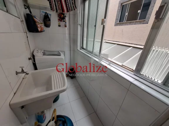 Imagem Apartamento à venda com 79m², 2 quartos, 1°andar por R$365.000,00 na Ponta da Praia em Santos