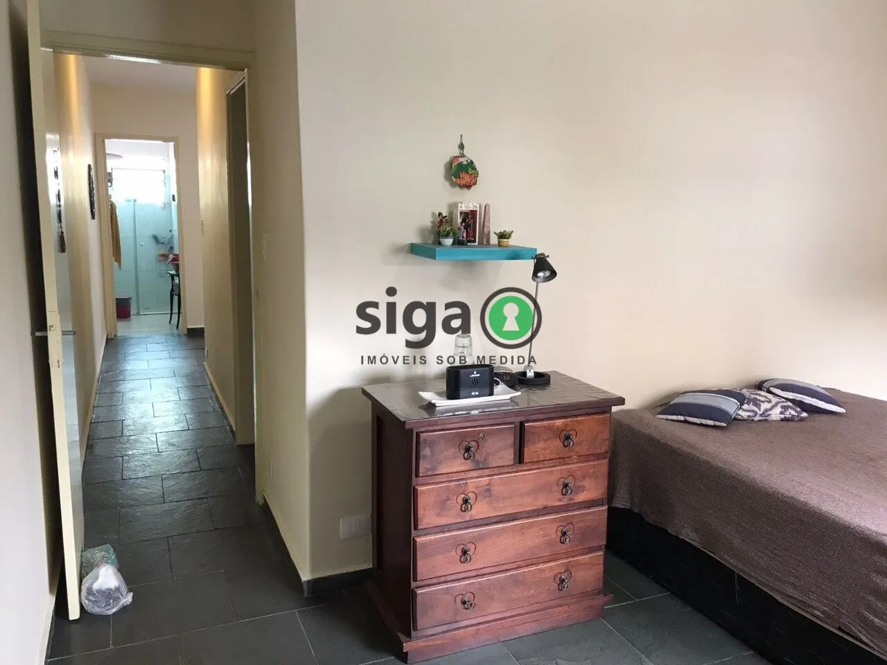 Imagem Casa Espaçosa com Quintal e 3 Dormitórios no Brooklin para Venda