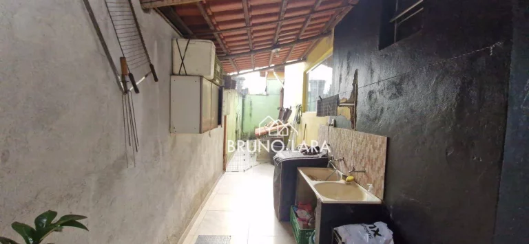 Imagem Casa disponível para venda no Bairro Planalto - São Joaquim de Bicas/MG.