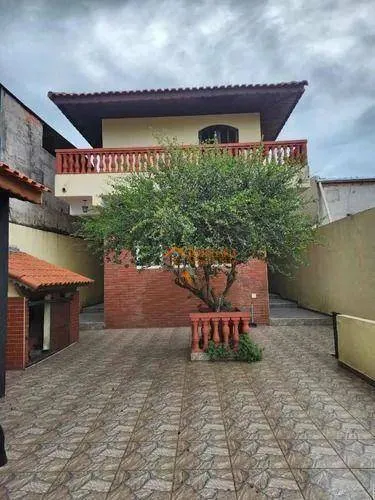 Imagem Sobrado com 3 dormitórios à venda, 400 m² por R$ 692.250,00 - Cidade Soberana - Guarulhos/SP