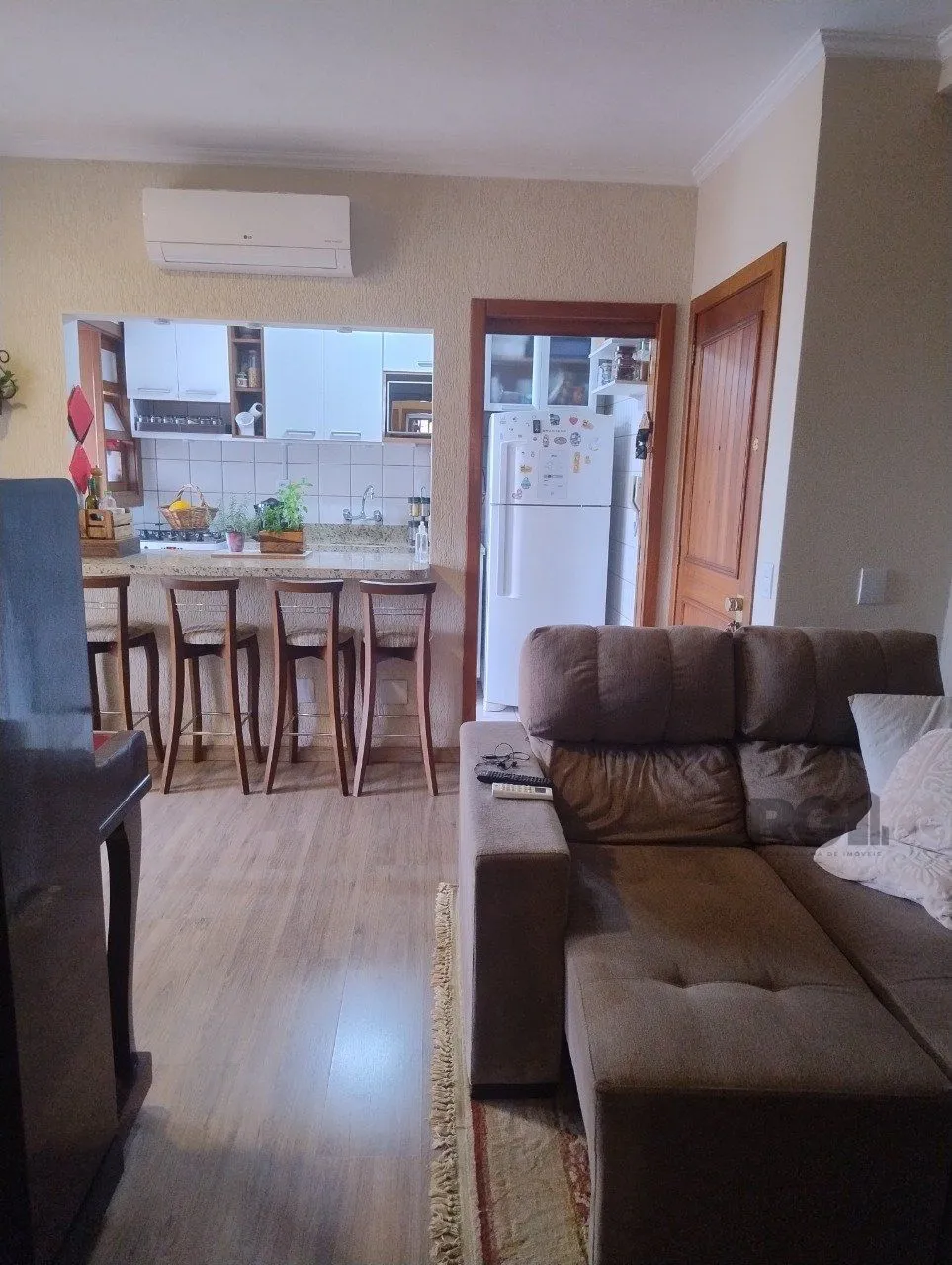 Imagem Apartamento para Venda - 72.98m², 3 dormitórios, suíte e 1 vaga - Menino Deus