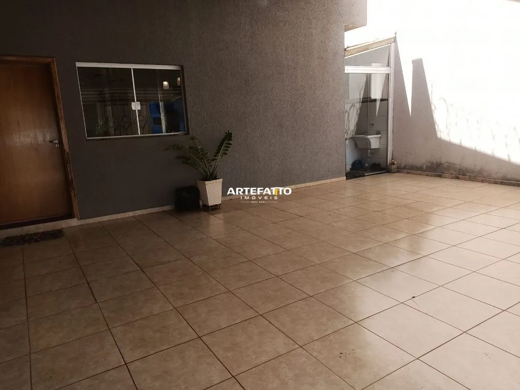 Imagem Casa jardim Cambuí, 2 dorm. Varanda com churrasqueira. Excelente.