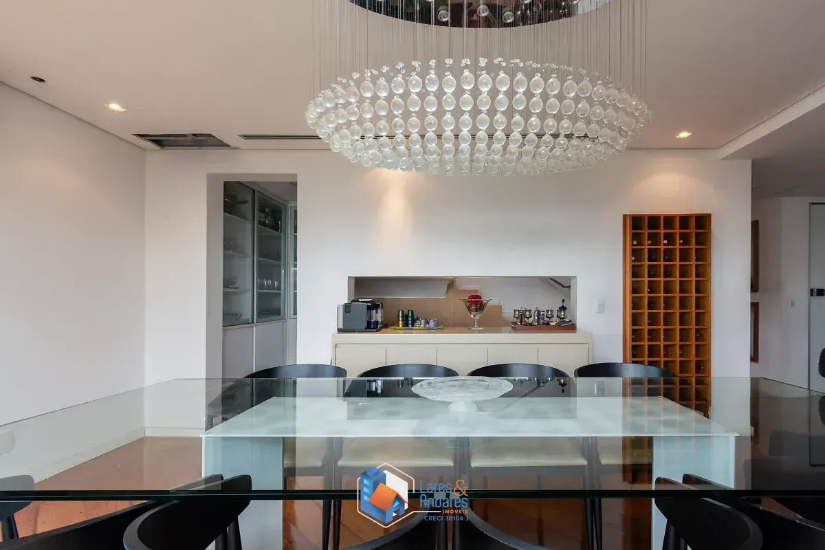 Imagem Cobertura para venda em Moema com 3 quartos, sendo 3 suítes, 389m²