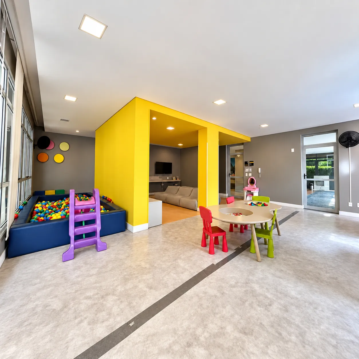 Foto do imóvel Apartamento para Locação em São Paulo, Vila Santa Catarina, 2 dormitórios, 1 banheiro, 1 vaga em Rua Doutor Djalma Pinheiro Franco, 829 - Vila Santa Catarina, São Paulo - SP