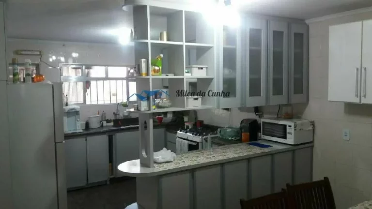 Imagem Sobrado à venda com 3 dormitórios, 2 vagas Rudge Ramos