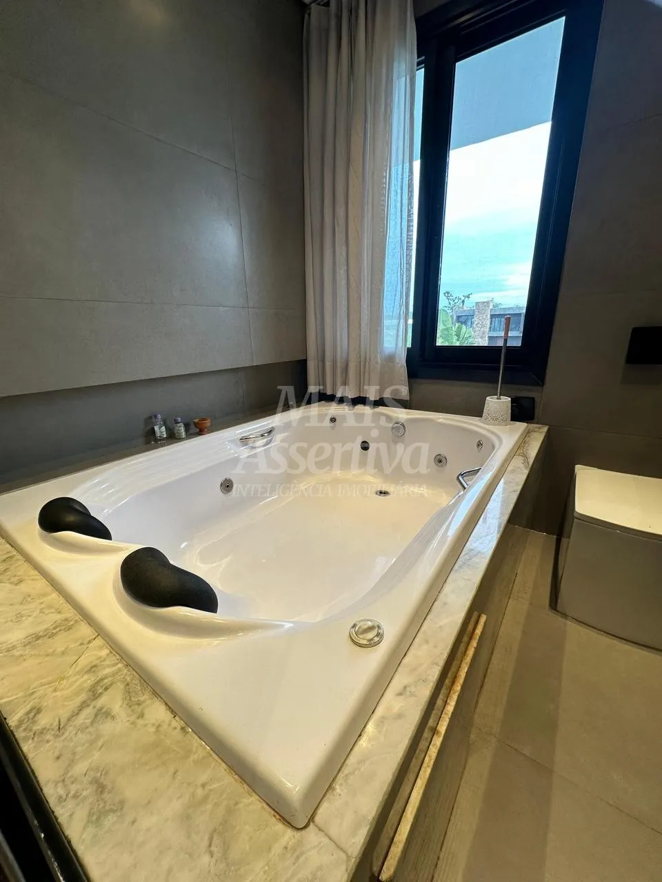 Imagem Excelente Casa Mobiliada para locação no Condomínio Reserva das Águas - Torres/RS