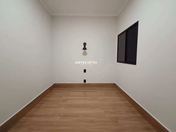 Imagem Linda casa disponível para venda no bairro Jardim Três Colinas