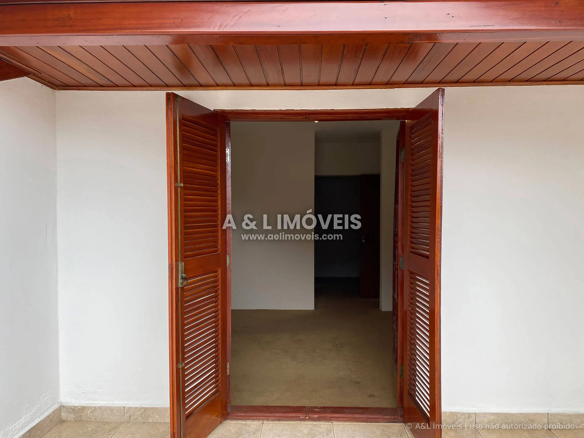 Imagem Cobertura | 156,49 m² | 2 Suítes | Vista e Lareira | Campos do Jordão