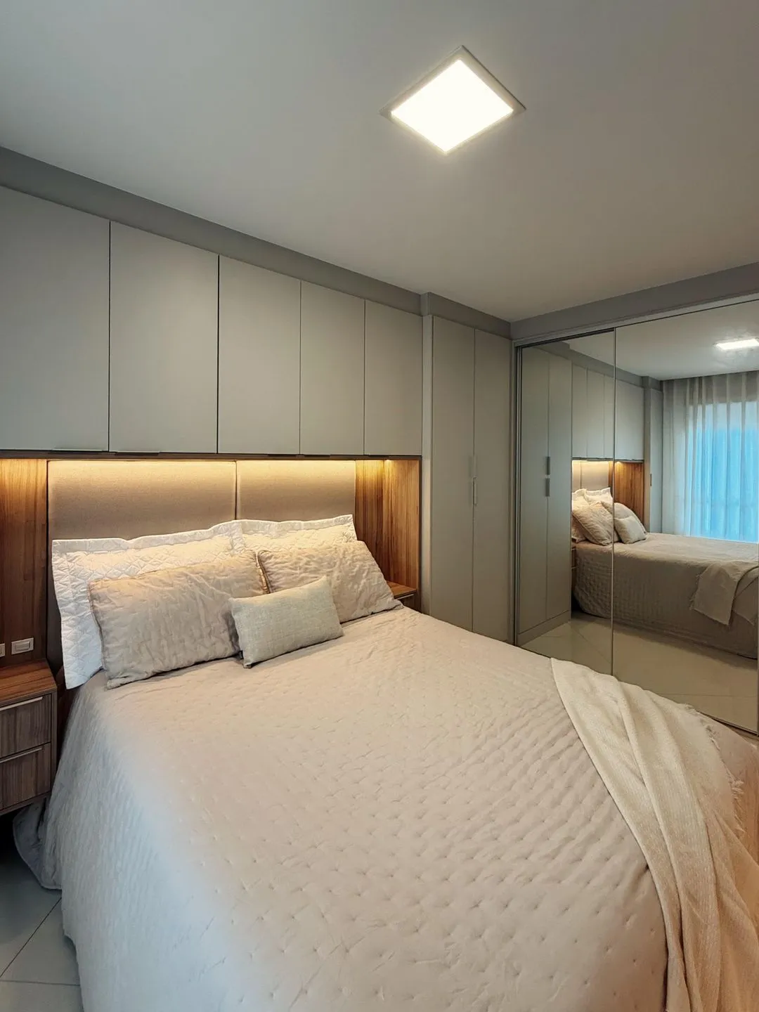Imagem Apartamento à venda em Torres, Predial, com 3 quartos, 105.23m2