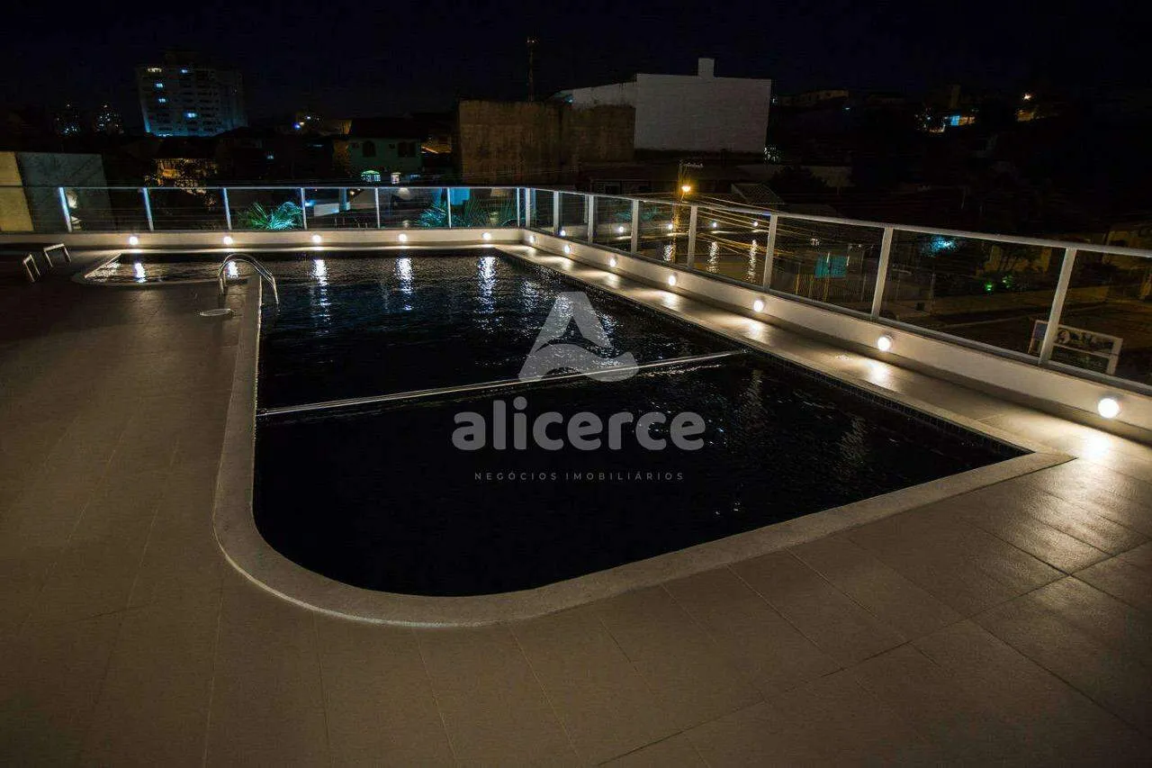 Imagem Porteira Fechada!!! Apartamento à venda com 3 quartos 1 suíte, vista mar em Nossa Senhora do Rosário São José