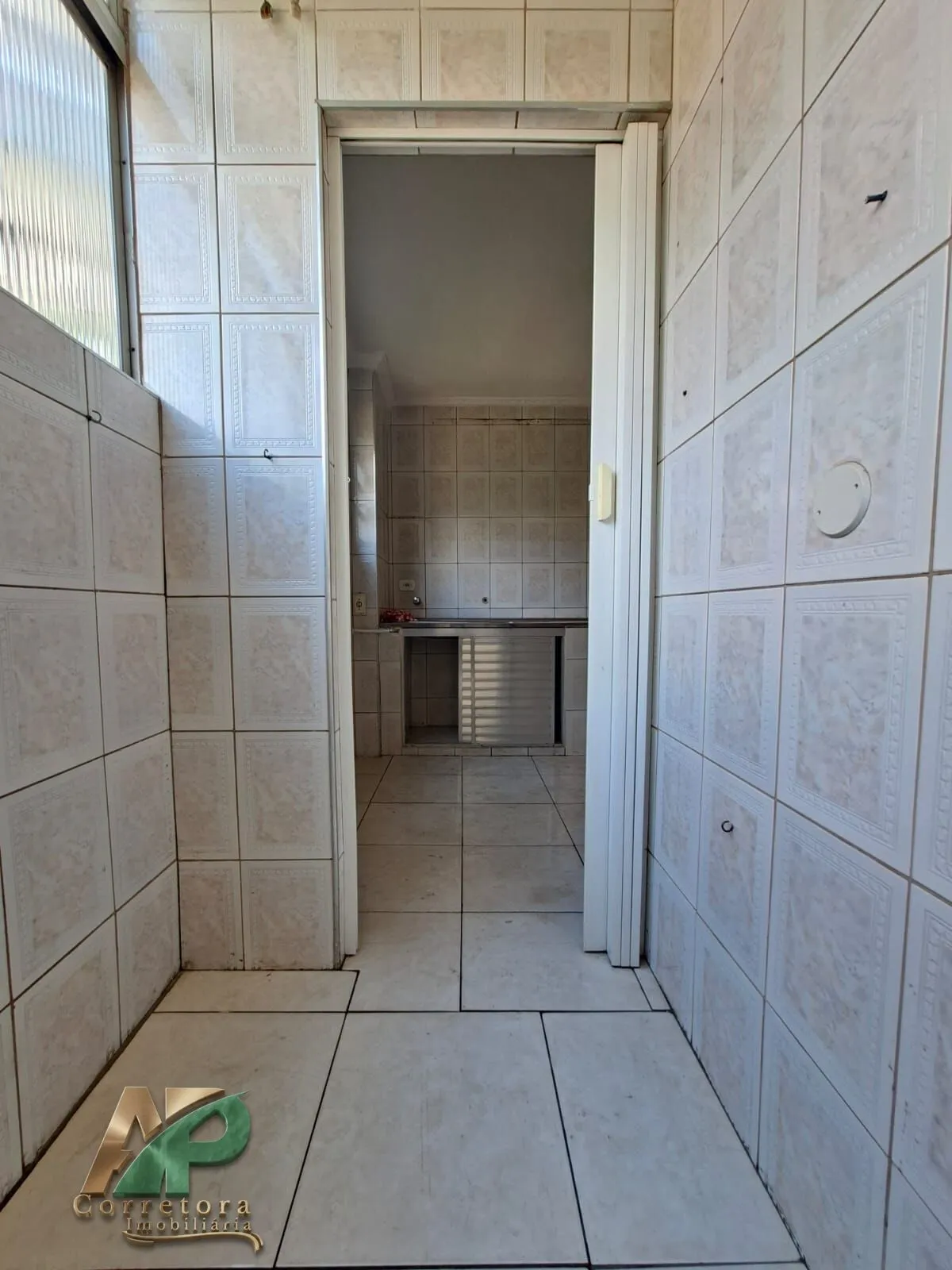 Imagem Apartamento à Venda em Taboão da Serra: 2 Dormitórios no Condomínio Vale dos Pinheiros