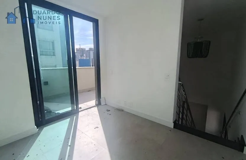 Imagem Cobertura de luxo no Lourdes - 2 quartos, suíte, hidromassagem. 3 vagas!!!