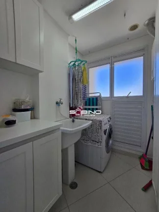 Imagem Apartamento à venda na Praia da Enseada Guarujá SP, com 3 dormitórios 1 suíte, 2 vagas de garagem 111m² de área útil.