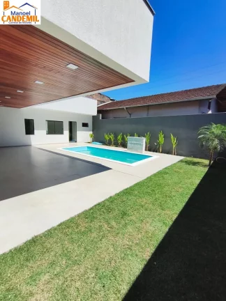Imagem Casa Alto Padrão à venda em Joinville/SC