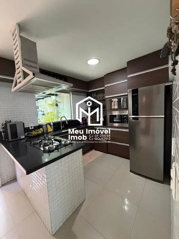 Imagem Casa Sobrado 3 Quartos 1 Suíte 3 Vagas 140m² Samambaia Norte