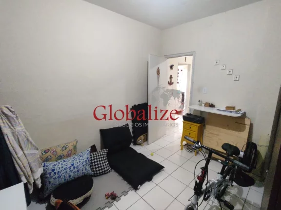 Imagem Lindíssimo apartamento de 2 dormitórios com garagem coletiva e bicicletário no coração do Gonzaga em Santos São Paulo por R$.350.000,00 !