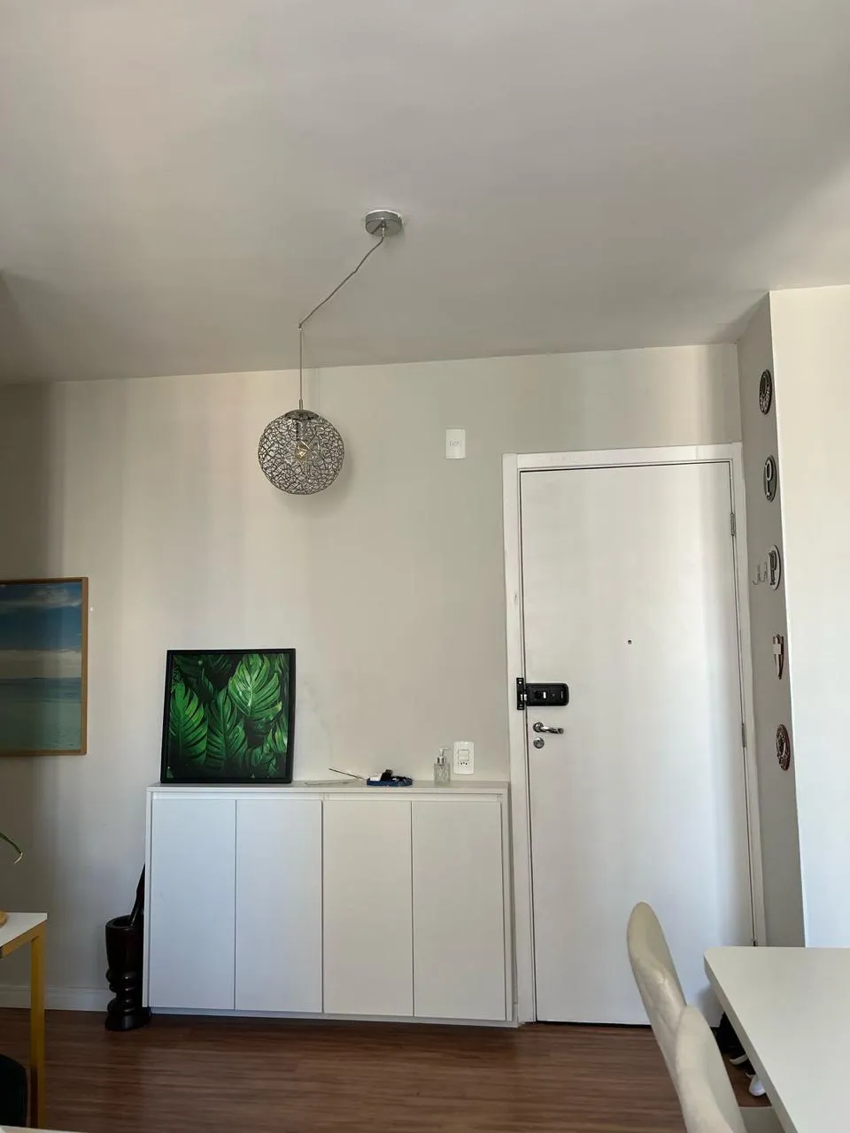 Imagem VENDO LINDO APARTAMENTO DE DOIS DORMITÓRIOS NA AV. MIGUEL YUNES!!