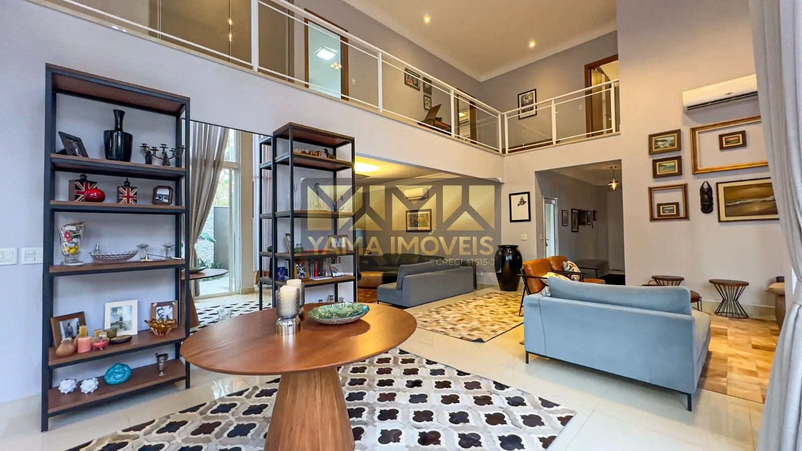 Imagem Condomínio Ipê Amarelo - Casa de Alto Padrão com 4 Suítes, 587 m², Piscina e Espaço Gourmet - Condomínio Ipê Amarelo, Vila do Golfe