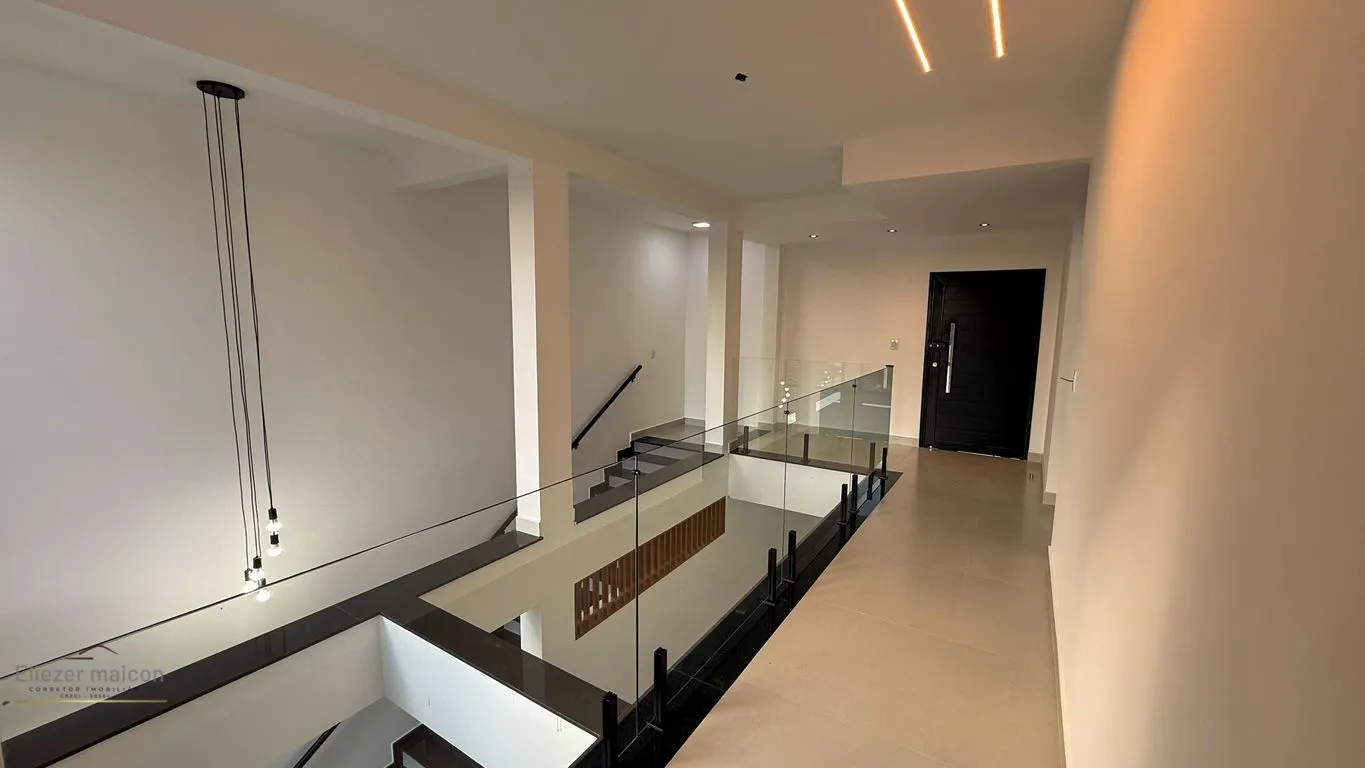 Imagem Casa com 4 quartos a venda no bairro Jardim Acacias em Poços de Caldas