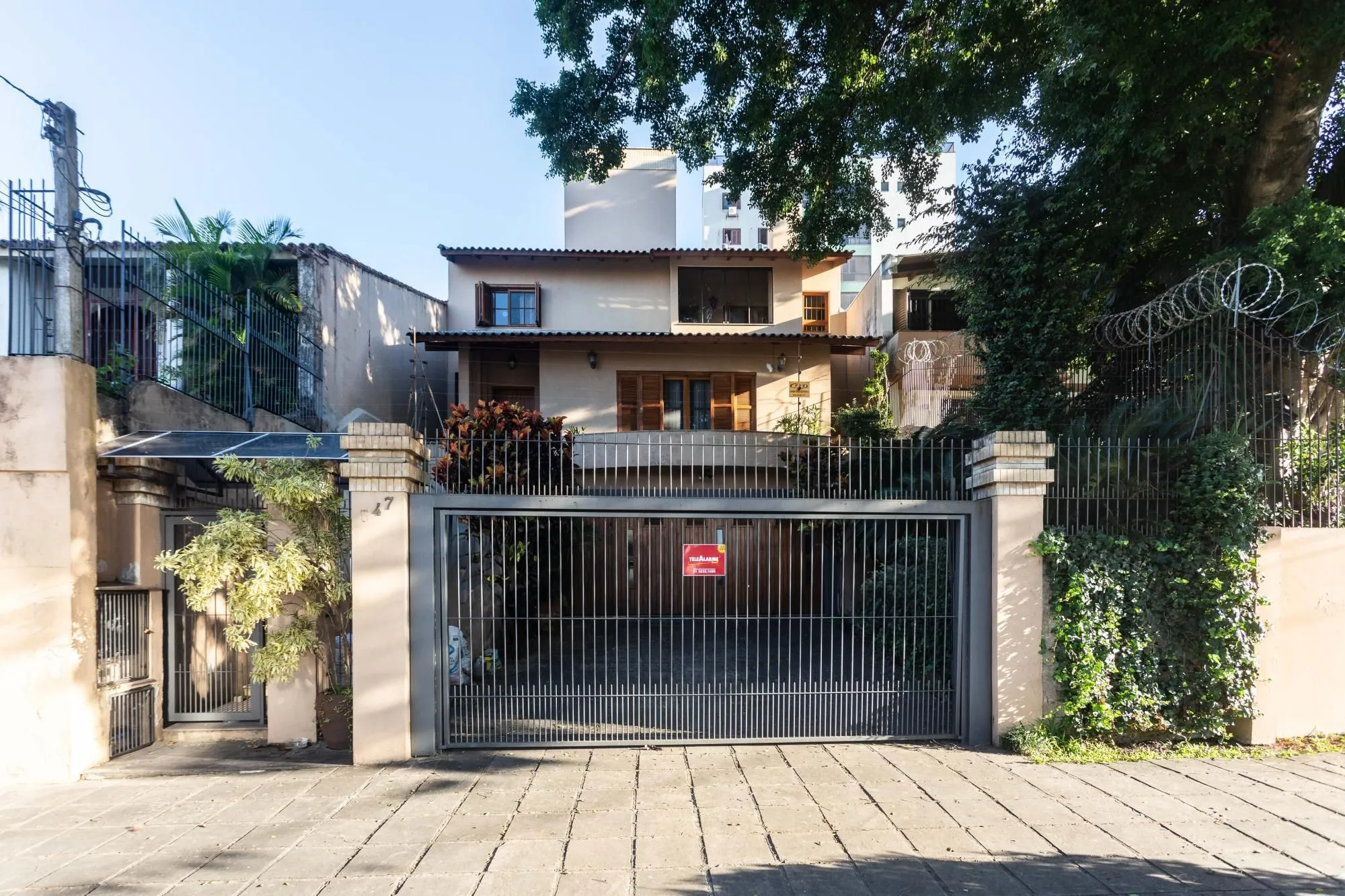 Imagem Casa no Chácara das Pedras com piscina e 316m2
