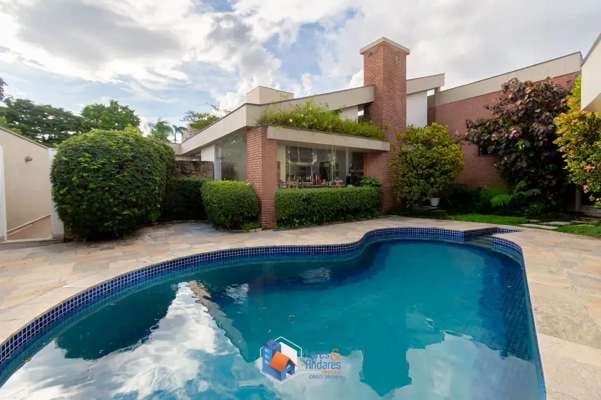 Foto do imóvel Casa para venda em Alto de Pinheiros com 4 quartos, sendo 4 suítes, 495m² em Rua Cardeal Cagliori
