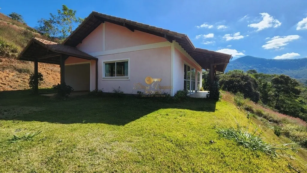 Imagem Casa para Venda em Teresópolis / RJ no bairro Andradas