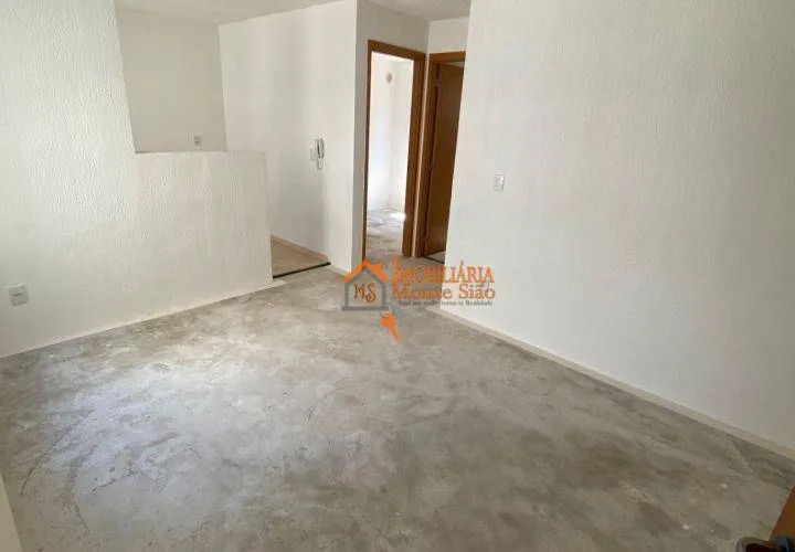 Imagem Apartamento com 2 dormitórios à venda, 40 m² por R$ 213.000,00 - Água Chata - Guarulhos/SP