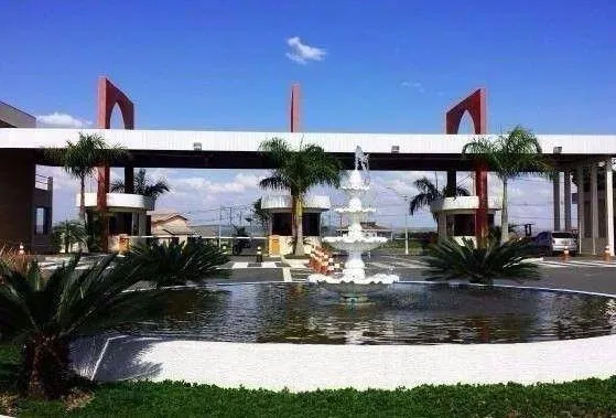 Imagem Lote de 1005,33m² Localizado no Condomínio Fazenda Alta Vista.
