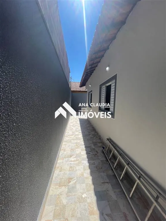Imagem Casa a venda na cidade de mongaguá