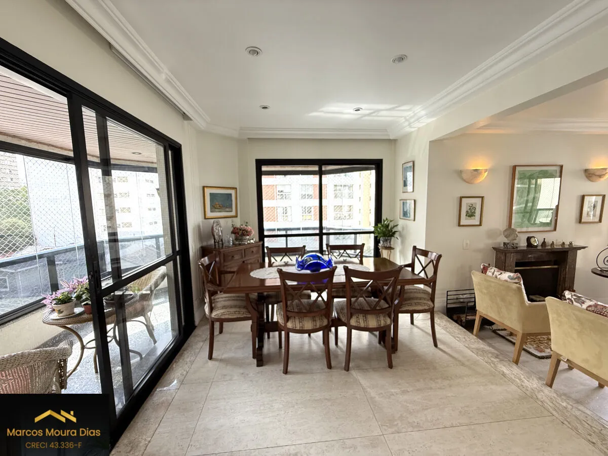 Imagem Apartamento 205m² com 4 Dormitórios ( 3 suítes) e 3 Vagas de Garagem. Edifício com lazer em Perdizes
