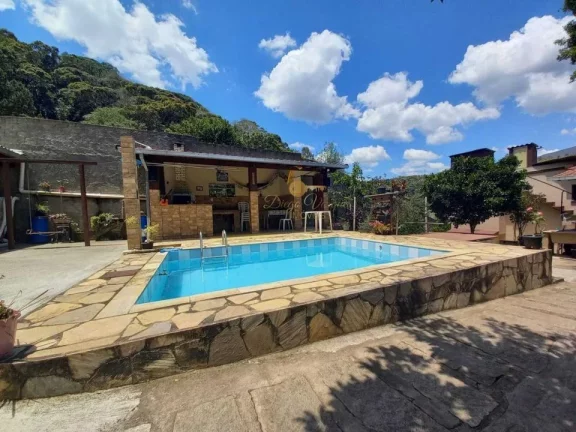 Imagem Casa para Venda em Teresópolis / RJ no bairro Vale do Paraíso