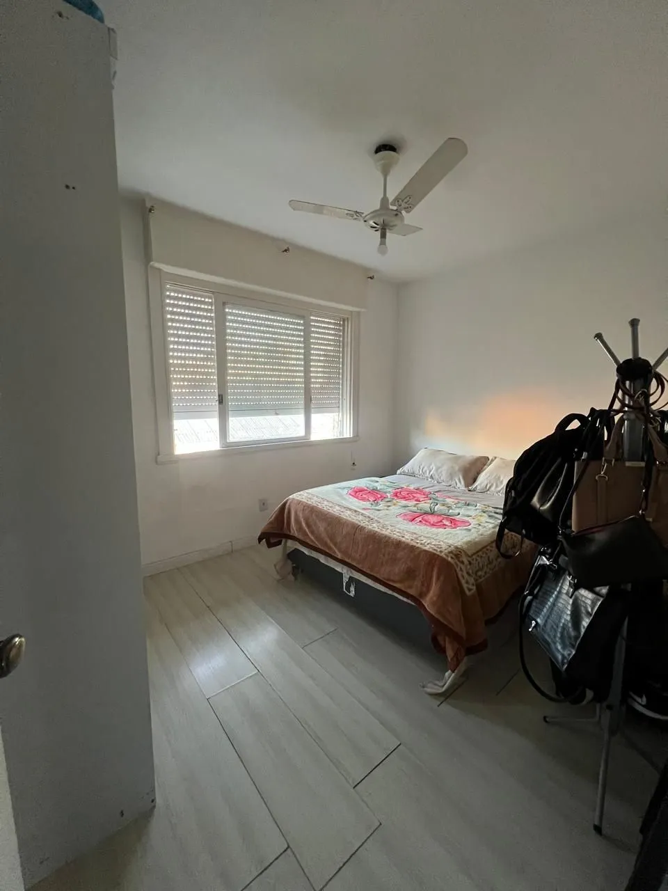 Imagem Apartamento de 3 Dormitórios no Menino Deus - Último Andar, com Suíte e Vaga Coberta!