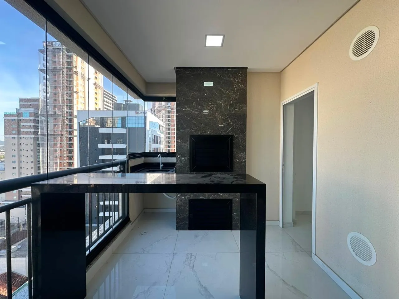 Imagem Apartamento à venda com 125m2 por R$ 2.010.000,00